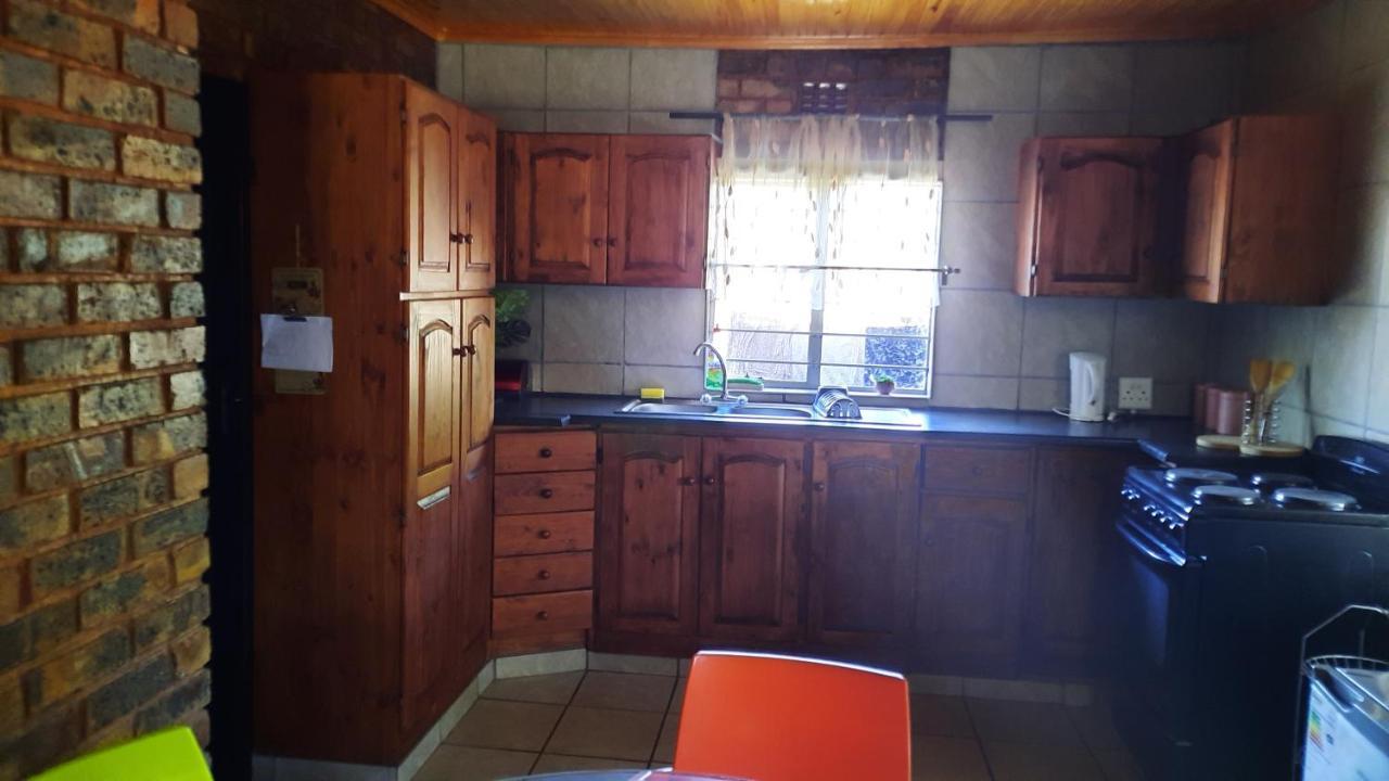 Legaeng Cottage - Serenity Pretoria Luaran gambar